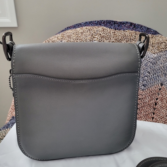 💕SOLD💕 Coach 1941 courier crossbody Heather grey - Picture 6 of 12